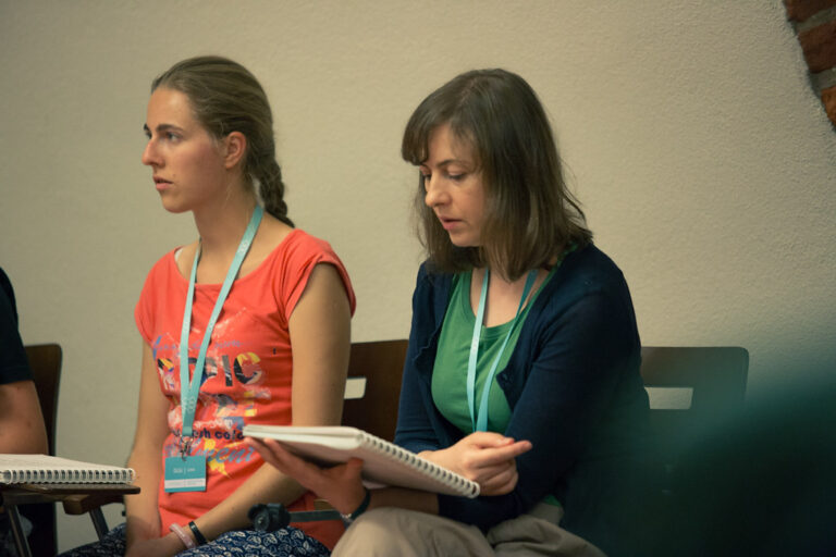 43563629242 c244985989 b