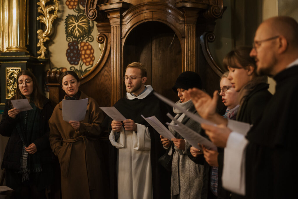 53353215880 43c9447e9a k